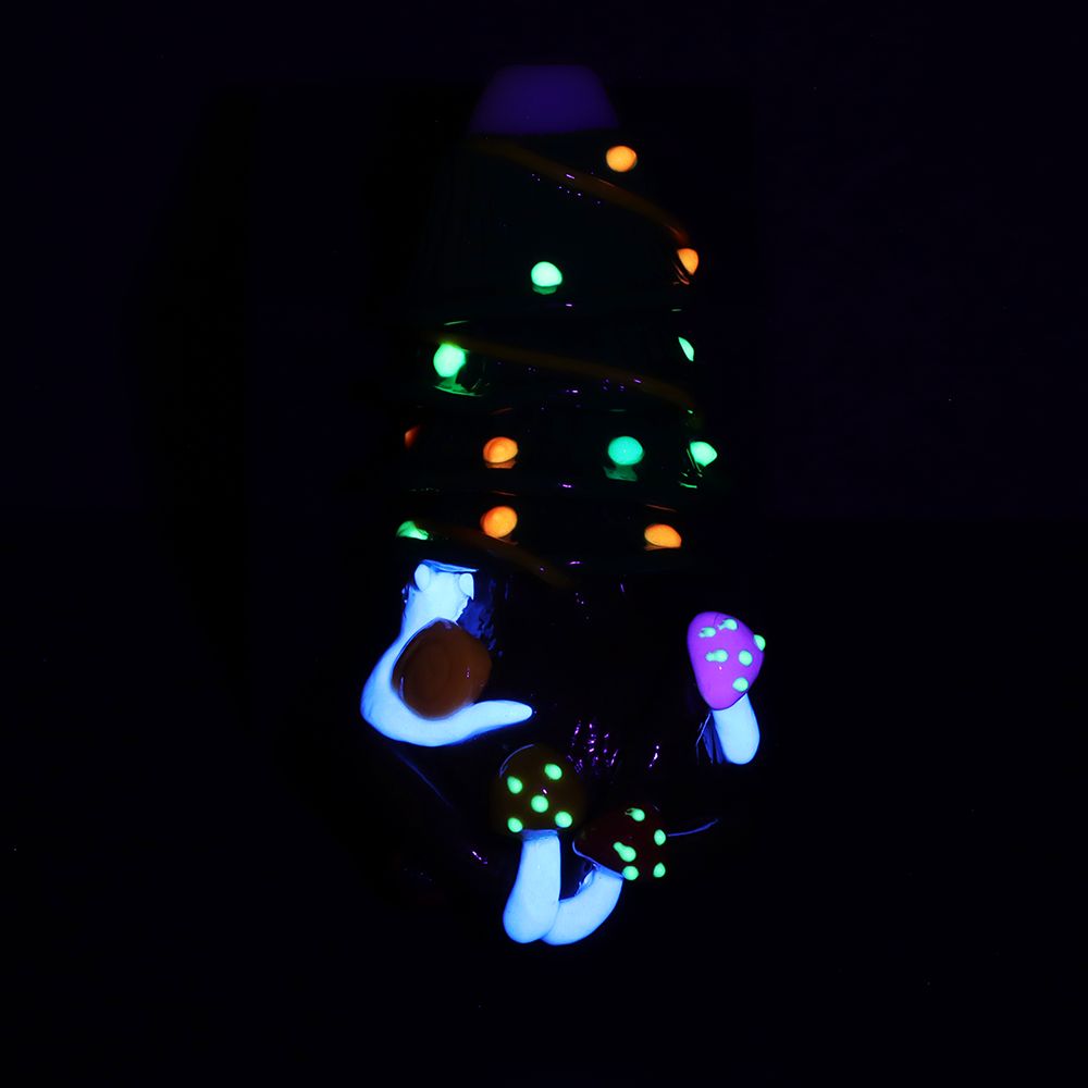 Shroom Xmas Tree Enamel Resin Sculpted Glass Spoon Pipe - 5"
