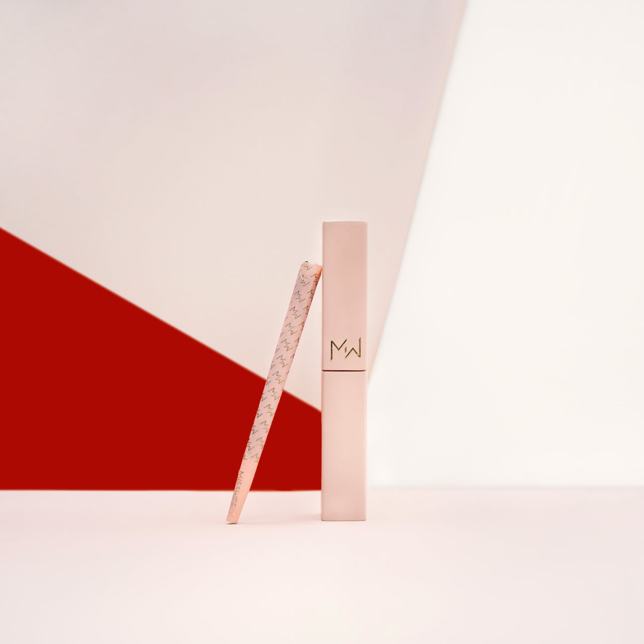 Lips Are Sealed  Holder - Pink